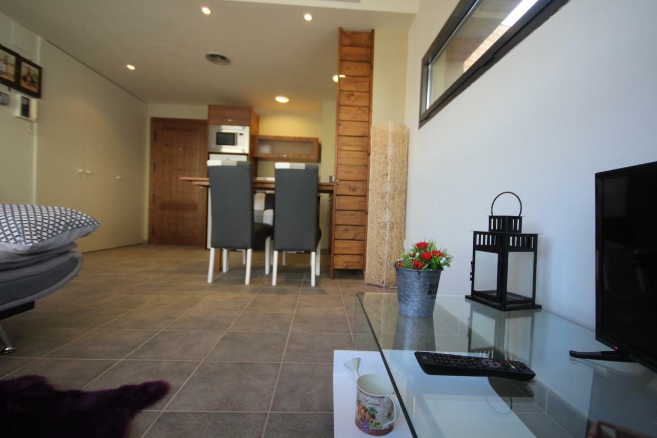 Romantic Loft Salas de Pallas Экстерьер фото