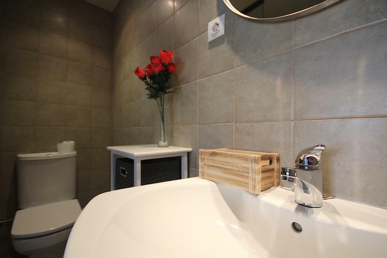 Romantic Loft Salas de Pallas Экстерьер фото